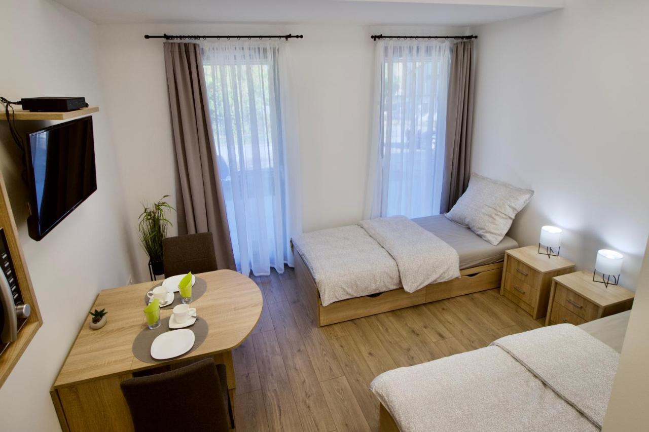 Sport Centrum Apartman Pápa Extérieur photo