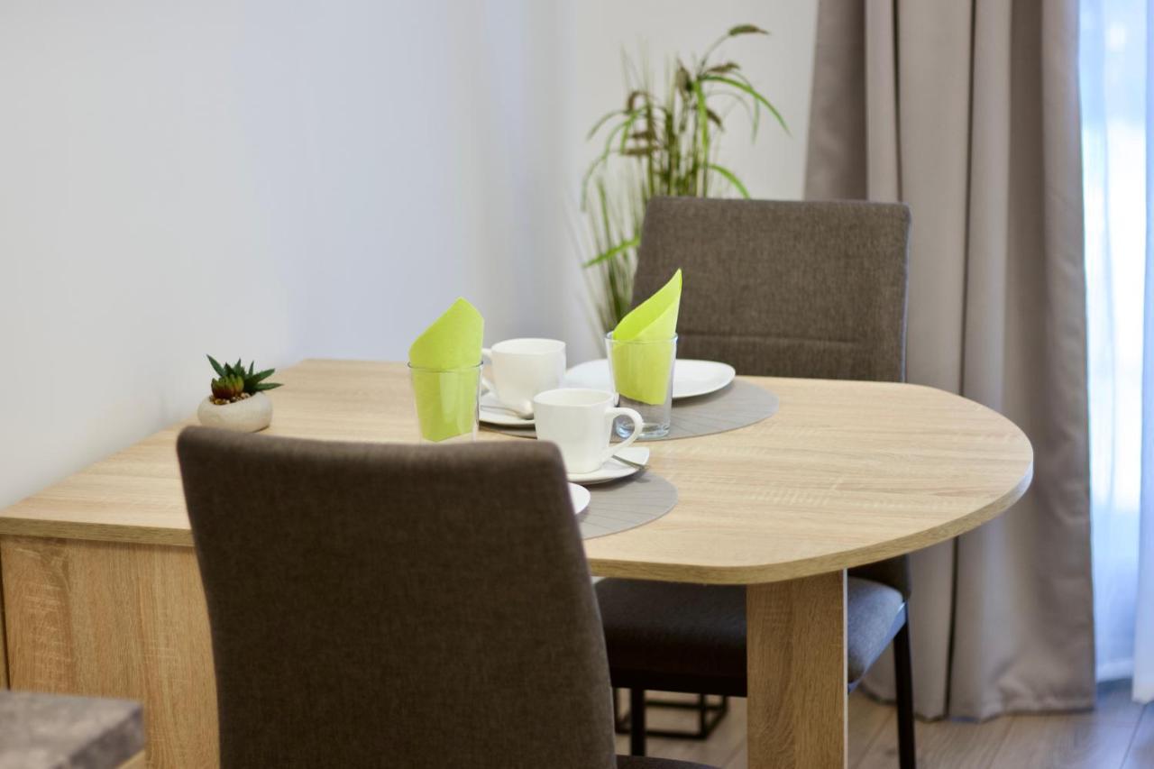 Sport Centrum Apartman Pápa Extérieur photo