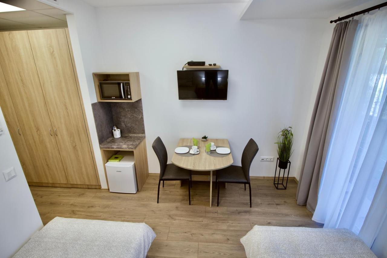 Sport Centrum Apartman Pápa Extérieur photo