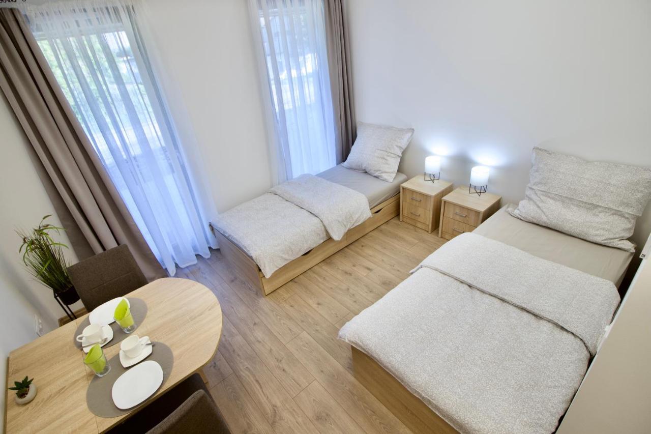 Sport Centrum Apartman Pápa Extérieur photo