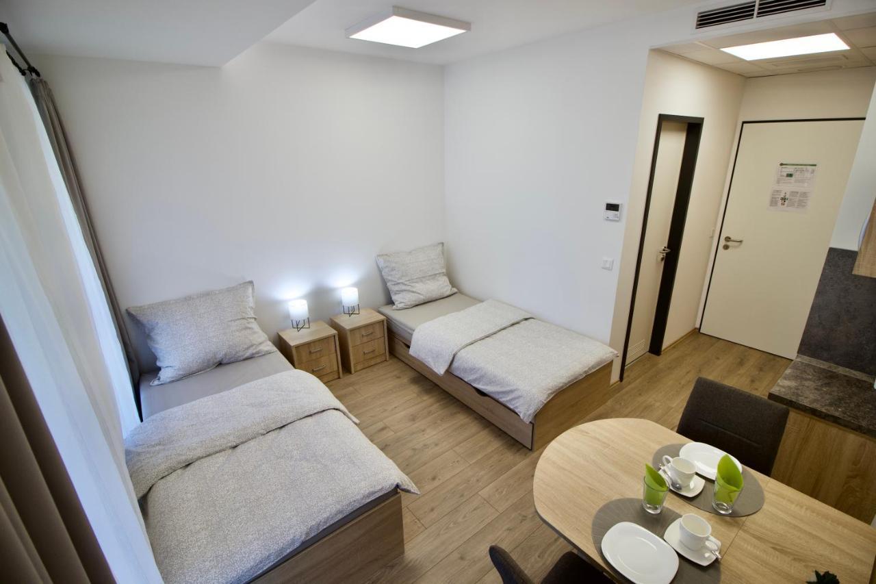 Sport Centrum Apartman Pápa Extérieur photo